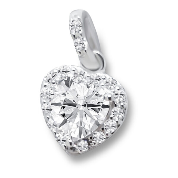 Exquisite heart pendant with sparkling cubic zirconia