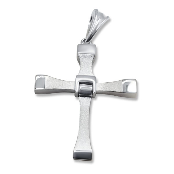 Stilvolle Ergänzung: Kompakter Fast & Furious Kreuz-Anhänger aus 960 Argentium Silber