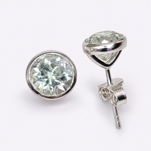 Avella Ohrstecker mit grünem Amethyst aus 960 Argentium Silber