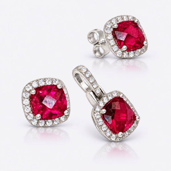 Ruby Crownlight Halo Anhänger und Ohrstecker aus 960 Argentium Silber mit roten Steinen